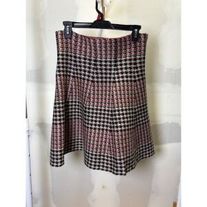 Classic Concepts Womens Medium Houndstooth Knit A-Line Skirt Black Red Tan Plaid